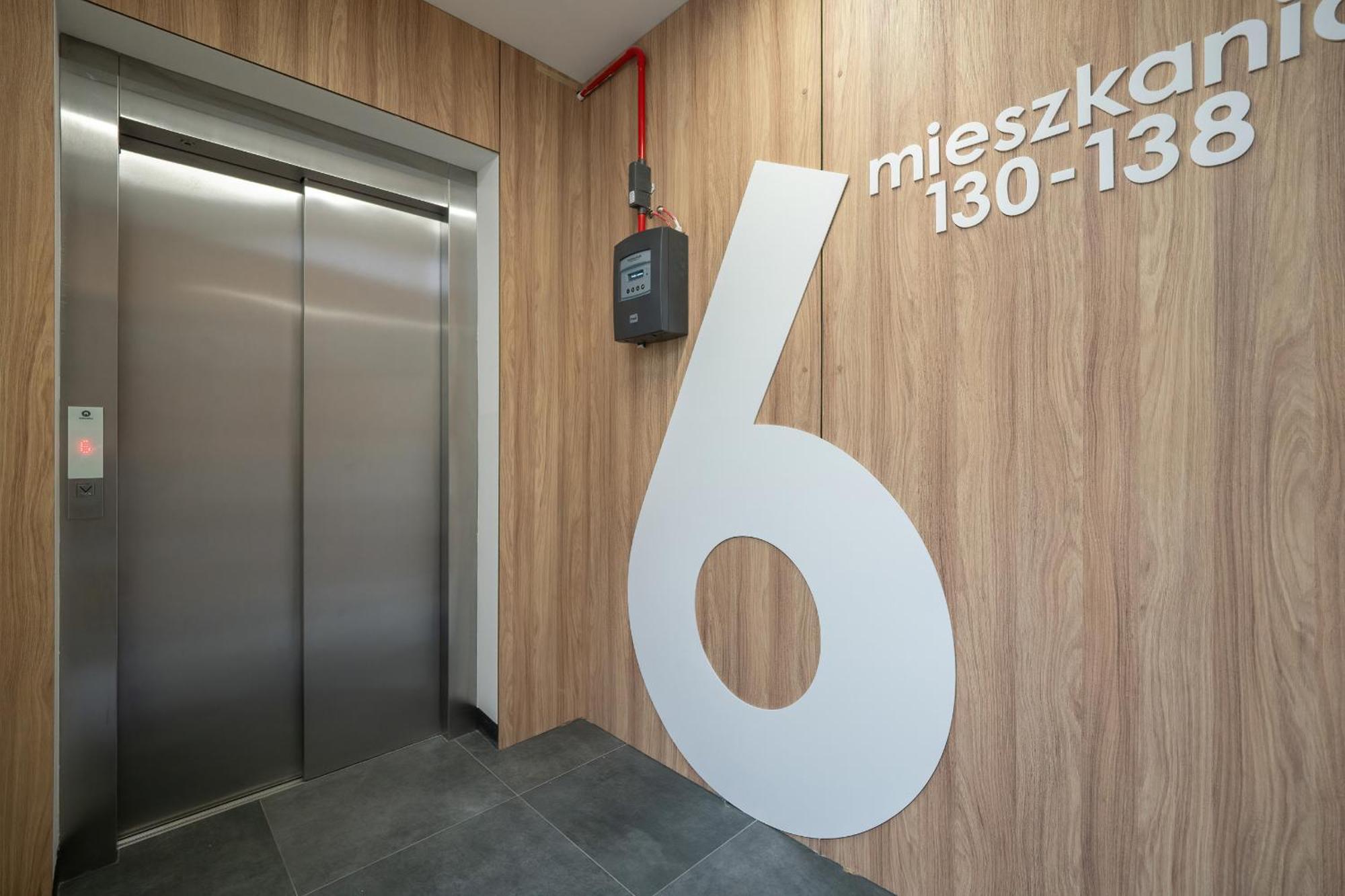 Modern Studios Wroblewskiego With Balcony And Free Parking By Noclegi Renters Łódź Extérieur photo