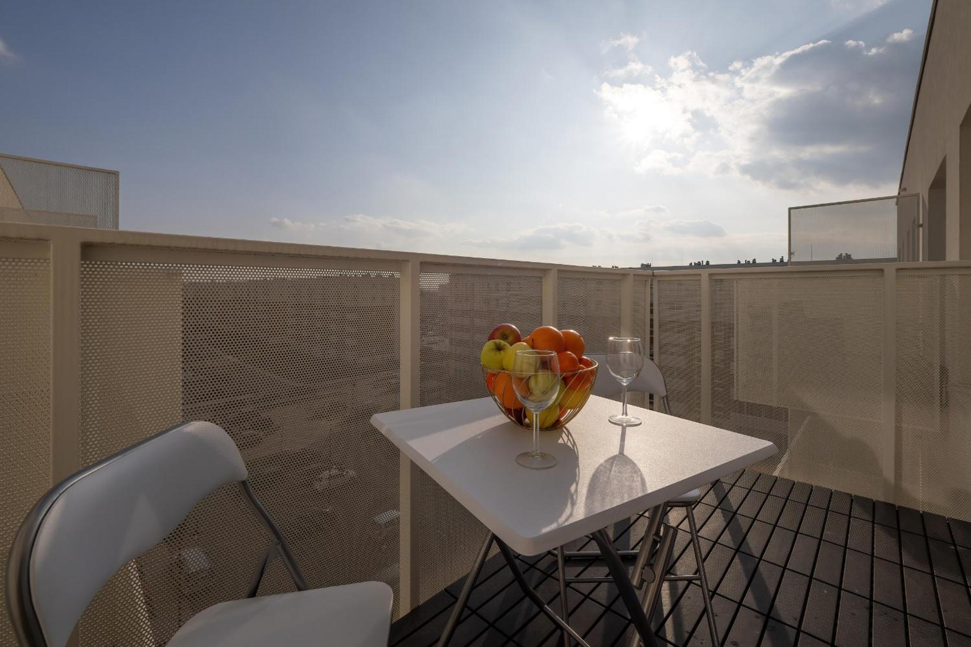Modern Studios Wroblewskiego With Balcony And Free Parking By Noclegi Renters Łódź Extérieur photo